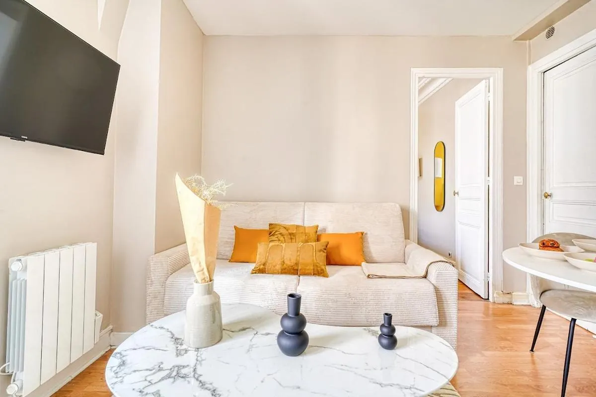 Appartement Au Coeur De Paris Montparnasse - III