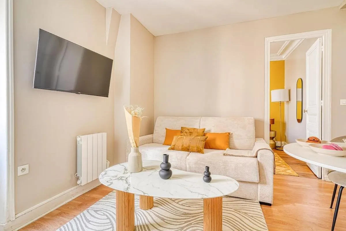 Appartement Au Coeur De Paris Montparnasse - III